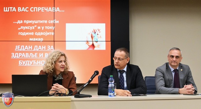 NASLOVNA~148.JPG